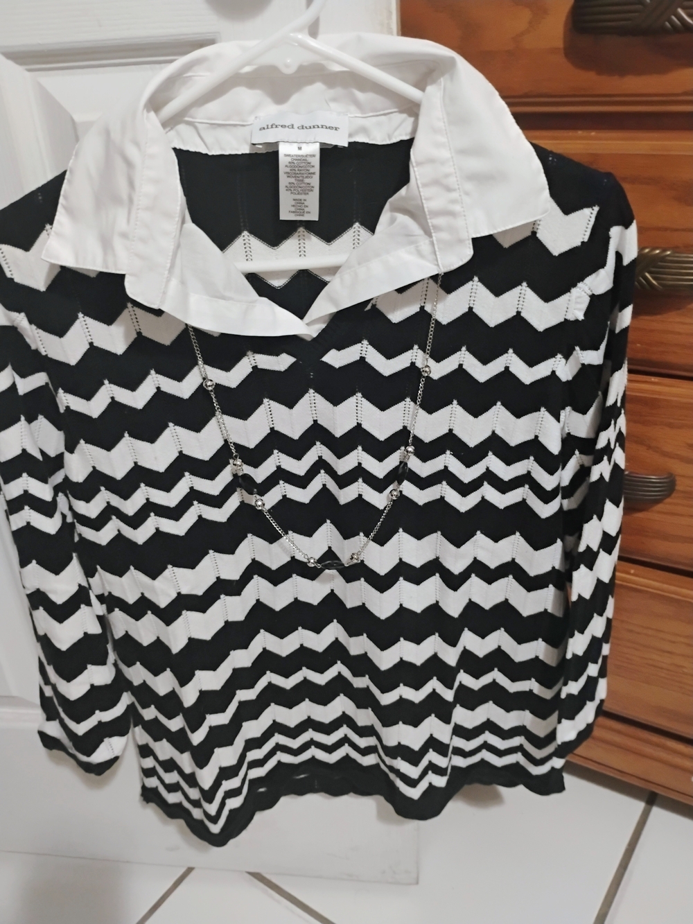 Alfred Dunner Black & White Chevron Knit Tunic with Attached Collar